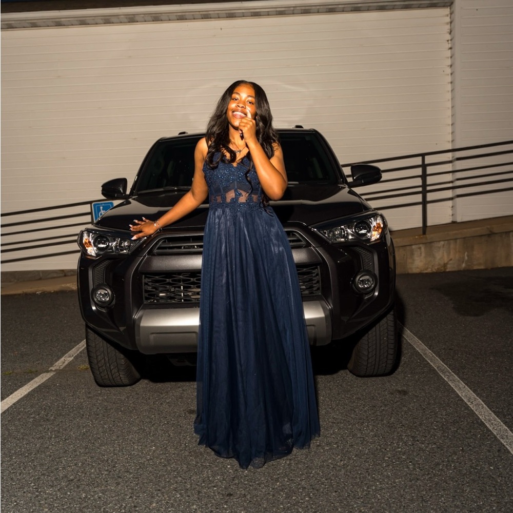 windsor dresses navy blue Navy V Neck Dresses